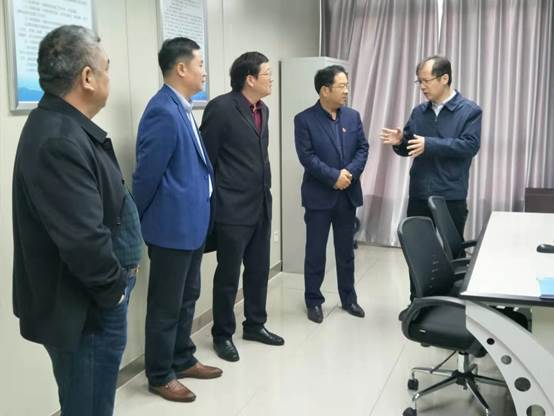 说明: C:\Users\ADMINI~1\AppData\Local\Temp\WeChat Files\97b4156c2f053446c0801533ef6e829.jpg